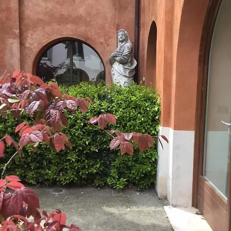 - Aliki's House, Dorsoduro * Venedig