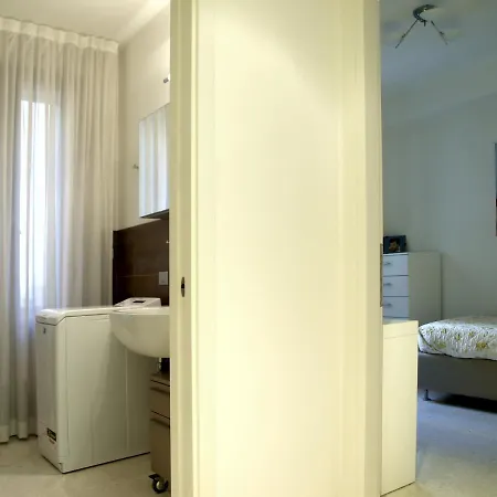 - Aliki's House, Dorsoduro Apartment Venice